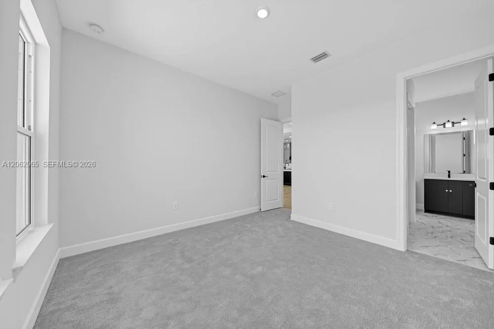 15756 Modena Street Naples, FL 34114