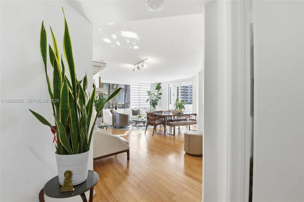 701 Brickell Key Blvd #610 Miami, FL 33131