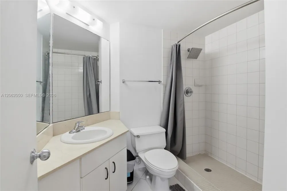 701 Brickell Key Blvd #610 Miami, FL 33131