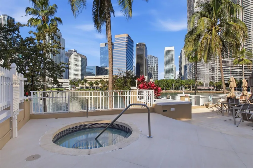 701 Brickell Key Blvd #610 Miami, FL 33131