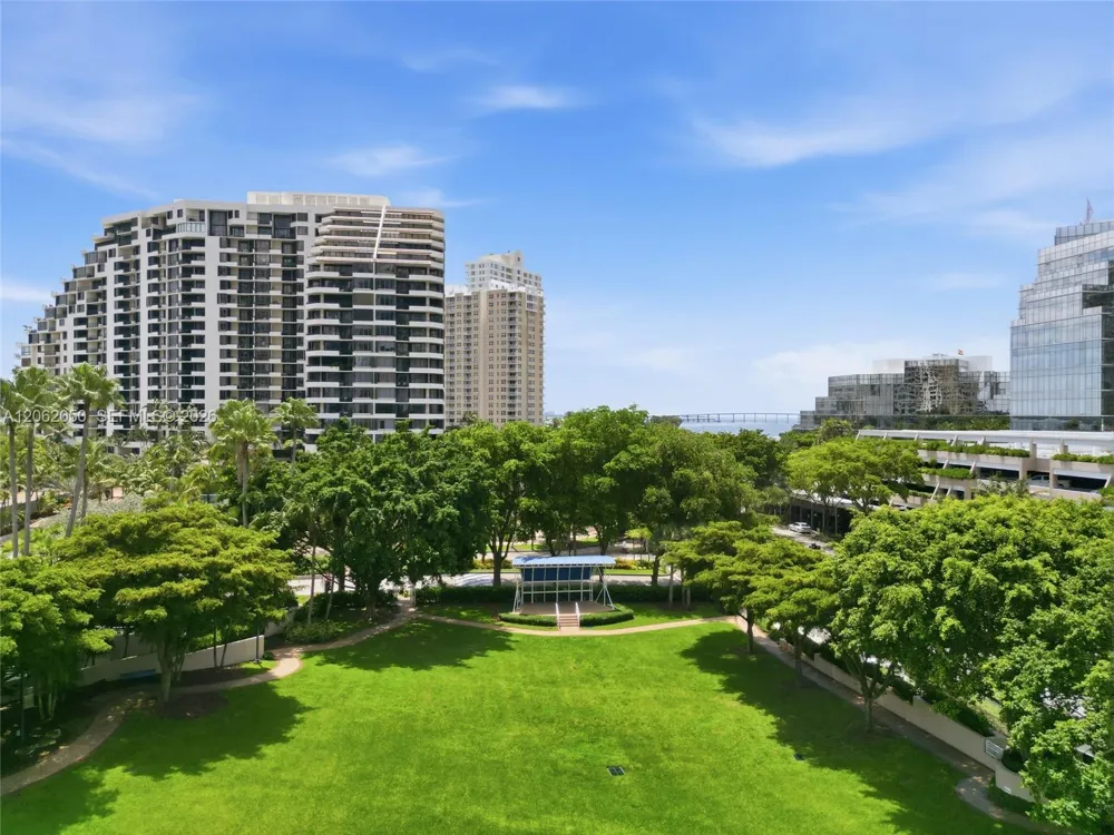701 Brickell Key Blvd #610 Miami, FL 33131