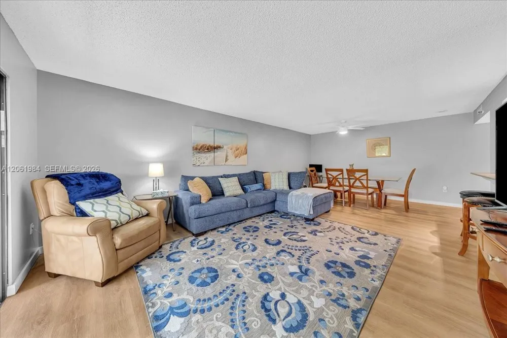 2240 Cypress Bend Dr #204 Pompano Beach, FL 33069