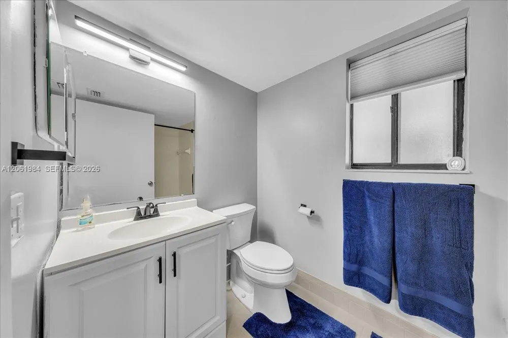 2240 Cypress Bend Dr #204 Pompano Beach, FL 33069