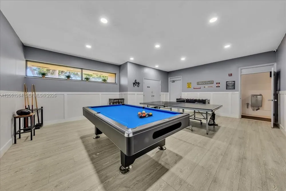 2240 Cypress Bend Dr #204 Pompano Beach, FL 33069