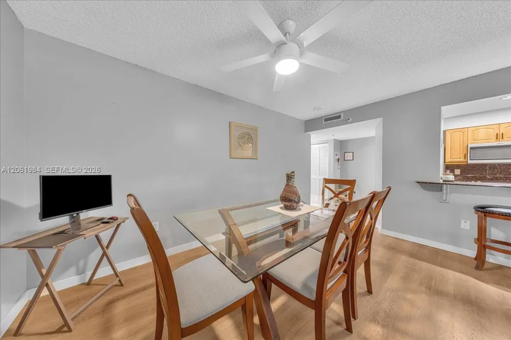 2240 Cypress Bend Dr #204 Pompano Beach, FL 33069