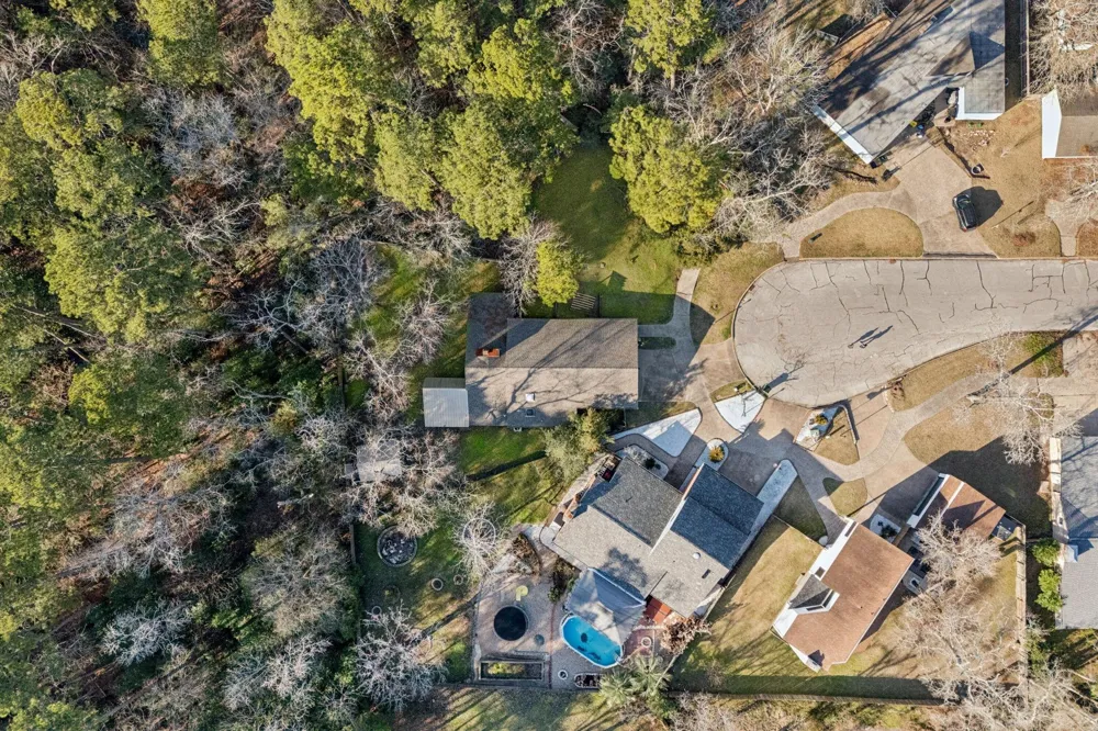 24617 Camwood Road Huntsville, TX 77320