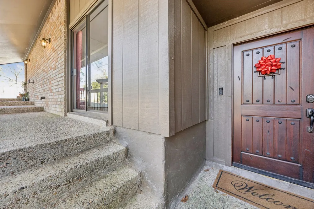 24617 Camwood Road Huntsville, TX 77320