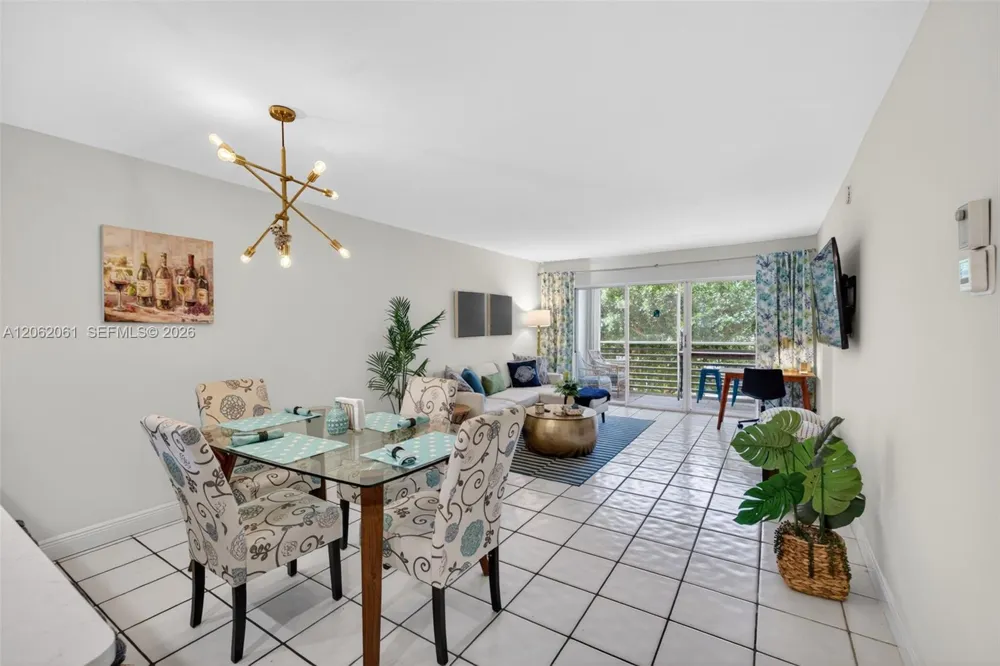 1541 S Ocean Blvd #204 Lauderdale By The Sea, FL 33062