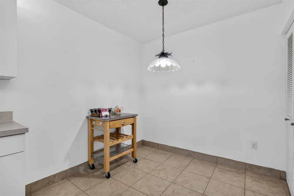 5135 FLORIA DRIVE #G Boynton Beach, FL 33437