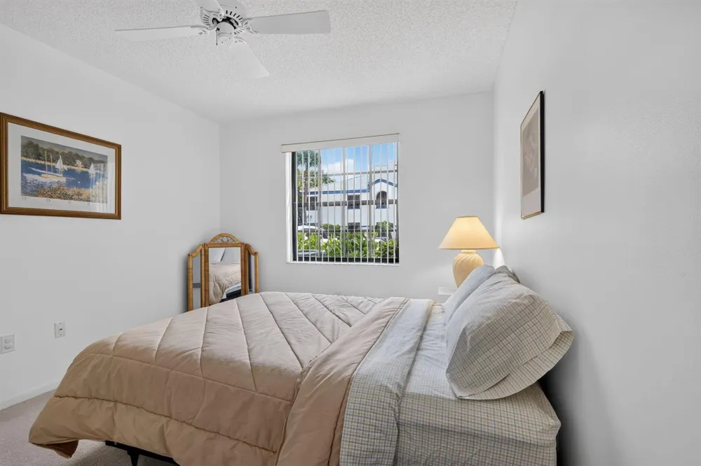 5135 FLORIA DRIVE #G Boynton Beach, FL 33437
