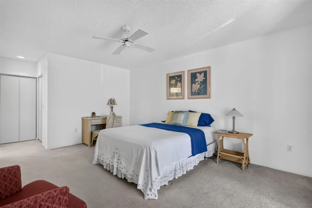 5135 FLORIA DRIVE #G Boynton Beach, FL 33437