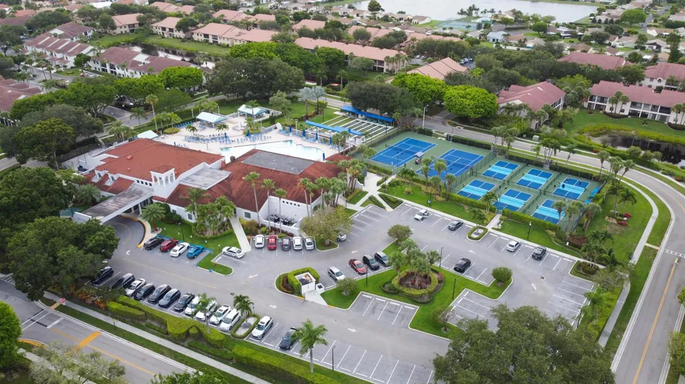 5135 FLORIA DRIVE #G Boynton Beach, FL 33437
