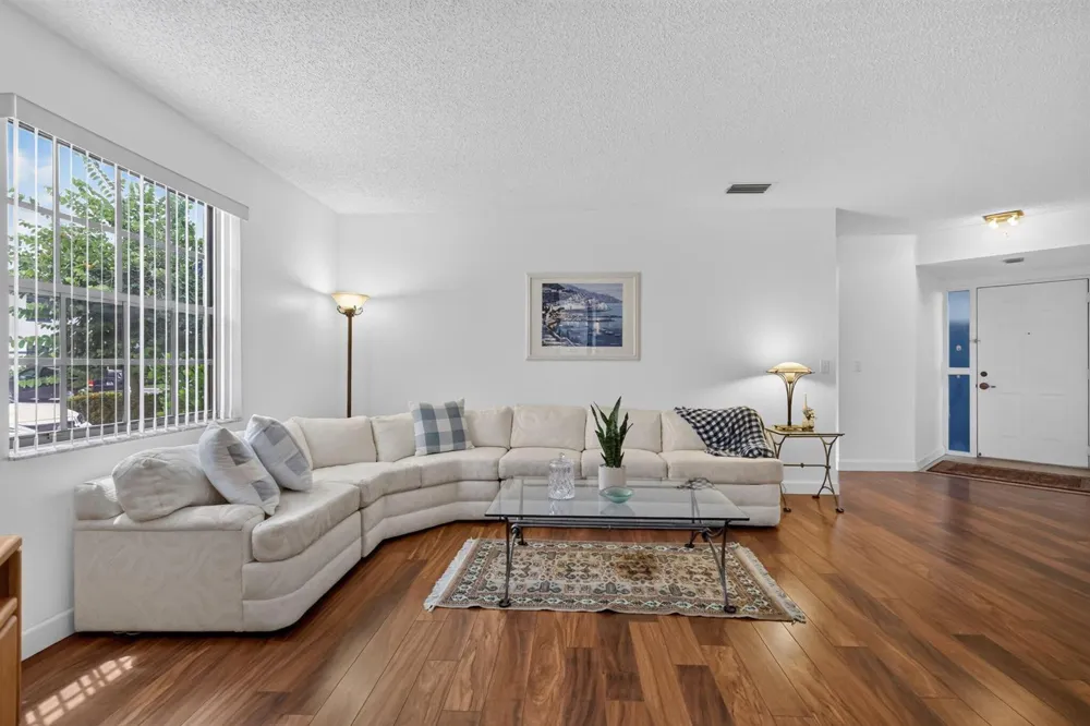 5135 FLORIA DRIVE #G Boynton Beach, FL 33437