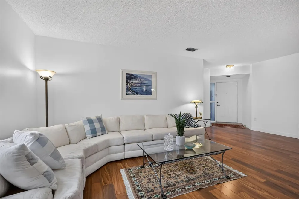 5135 FLORIA DRIVE #G Boynton Beach, FL 33437