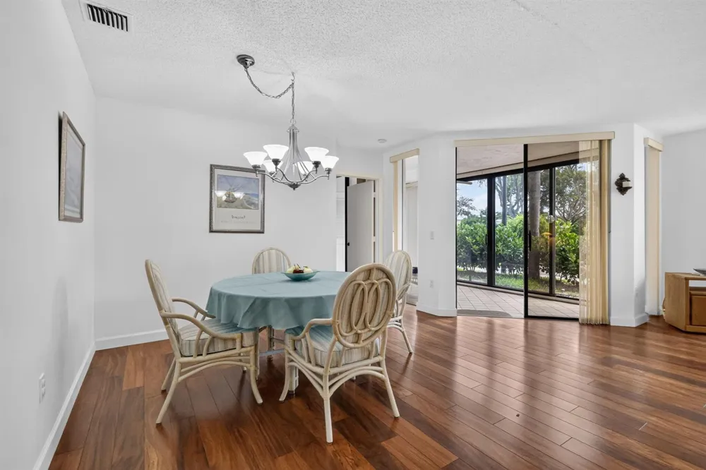5135 FLORIA DRIVE #G Boynton Beach, FL 33437