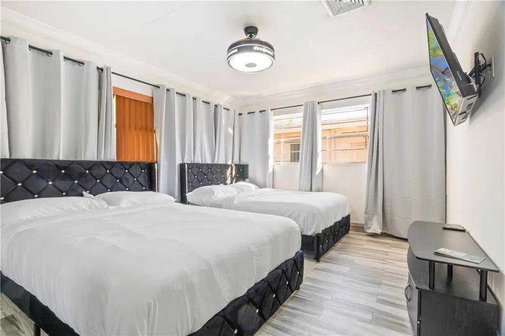 19340 NE 19 AVENUE North Miami Beach, FL 33179