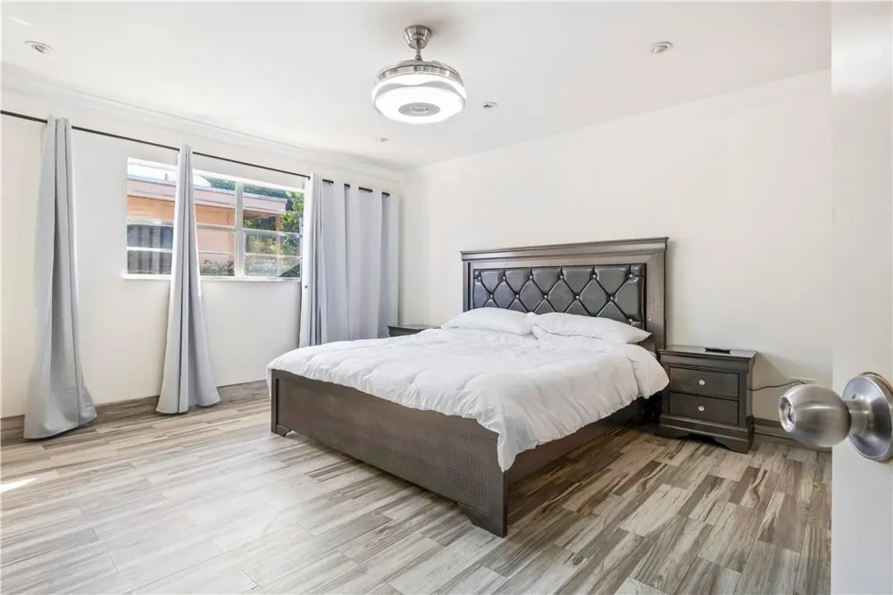 19340 NE 19 AVENUE North Miami Beach, FL 33179