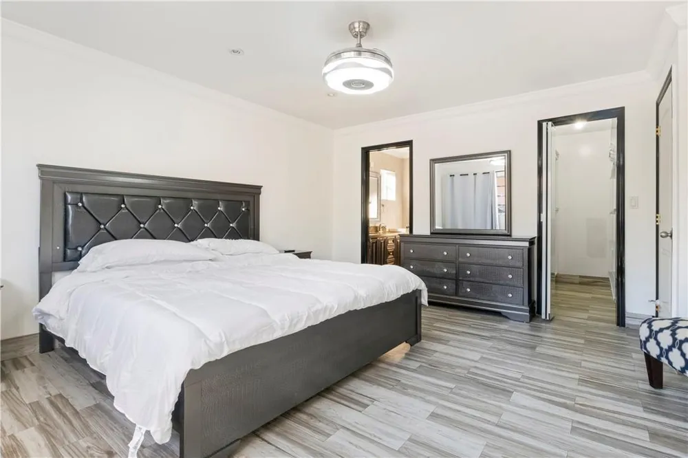 19340 NE 19 AVENUE North Miami Beach, FL 33179