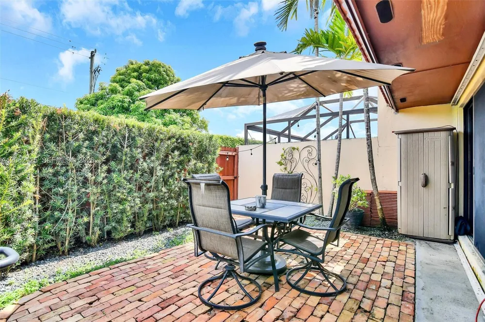 11743 SW 112th Ter Miami, FL 33186