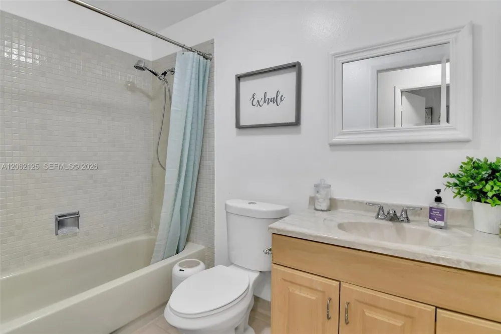 11743 SW 112th Ter Miami, FL 33186