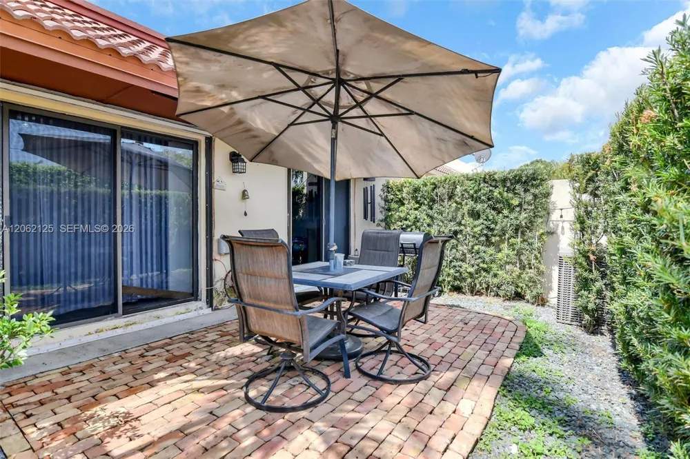 11743 SW 112th Ter Miami, FL 33186