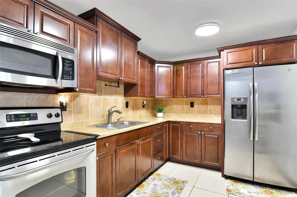 11743 SW 112th Ter Miami, FL 33186
