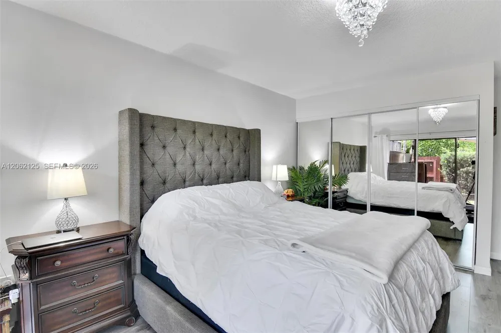 11743 SW 112th Ter Miami, FL 33186