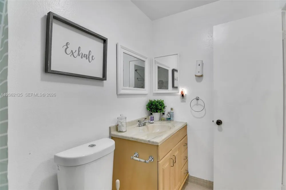 11743 SW 112th Ter Miami, FL 33186