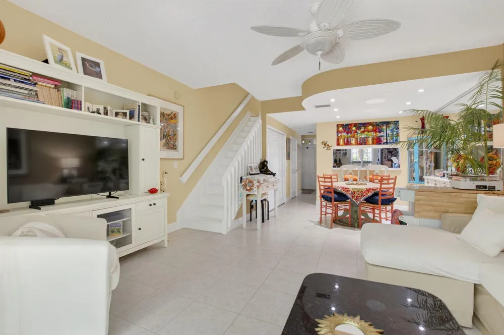 1041 Kokomo Key Lane Delray Beach, FL 33483