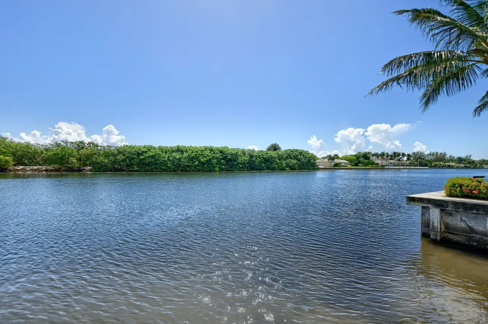1041 Kokomo Key Lane Delray Beach, FL 33483