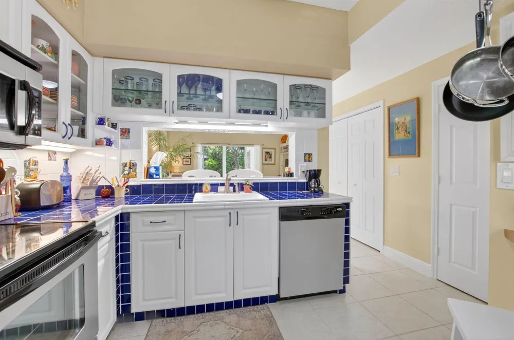 1041 Kokomo Key Lane Delray Beach, FL 33483