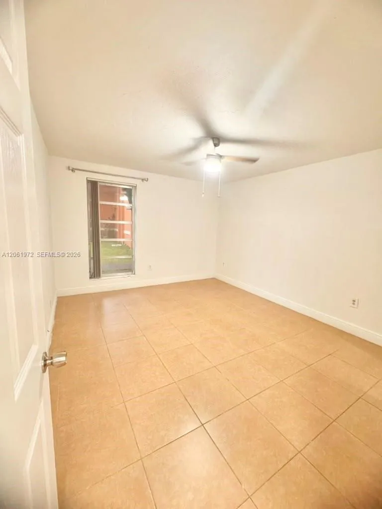 9473 SW 76th St #P1 Miami, FL 33173
