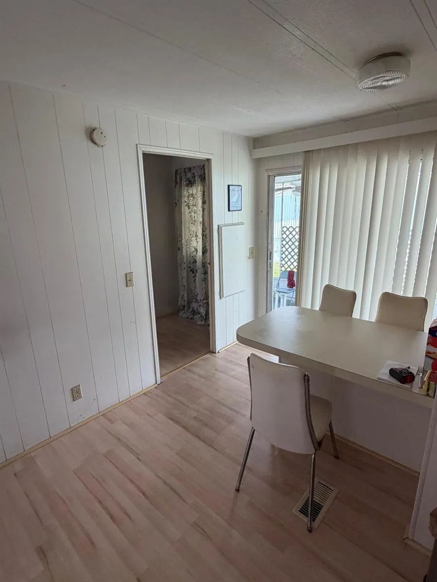 5251 SW 22ND AVENUE Dania Beach, FL 33312