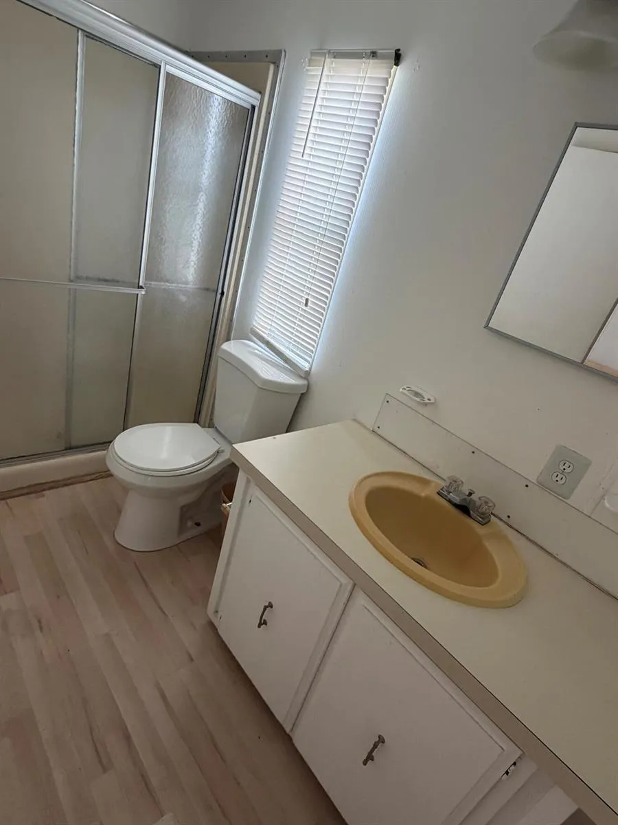 5251 SW 22ND AVENUE Dania Beach, FL 33312