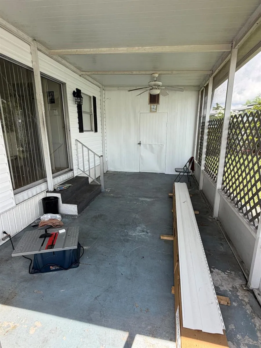 5251 SW 22ND AVENUE Dania Beach, FL 33312