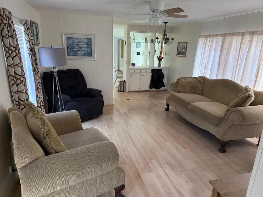 5251 SW 22ND AVENUE Dania Beach, FL 33312