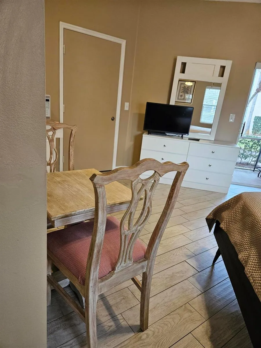 9931 Perfect Drive #B Port St. Lucie, FL 34986