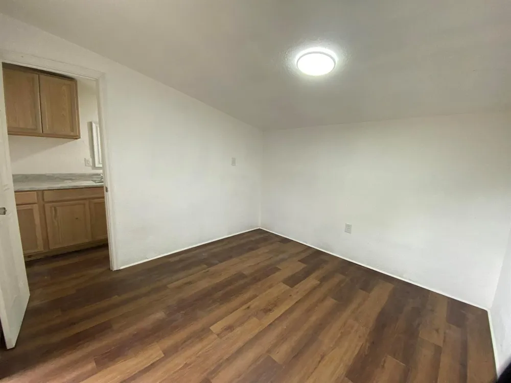 14131 NW 3RD AVENUE #E Miami, FL 33168