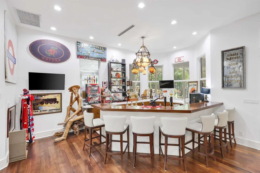 12 Sylvan Lane Fort Lauderdale, FL 33316