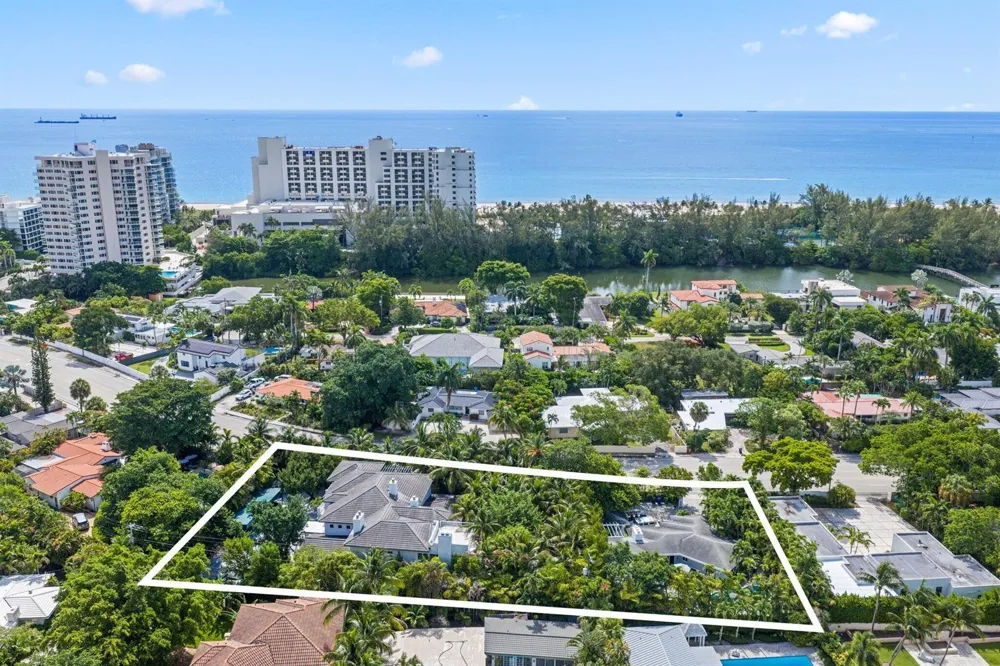 12 Sylvan Lane Fort Lauderdale, FL 33316