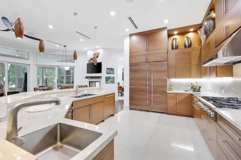 12 Sylvan Lane Fort Lauderdale, FL 33316