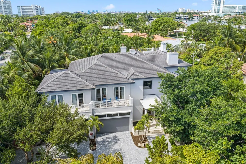 12 Sylvan Lane Fort Lauderdale, FL 33316