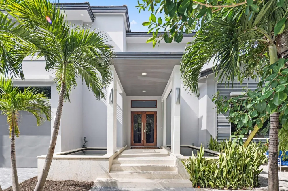 12 Sylvan Lane Fort Lauderdale, FL 33316