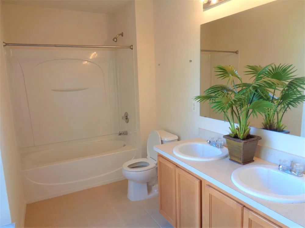1636 POINTE WEST WAY Vero Beach, FL 32966