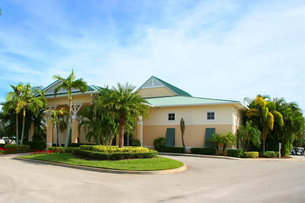 1636 POINTE WEST WAY Vero Beach, FL 32966