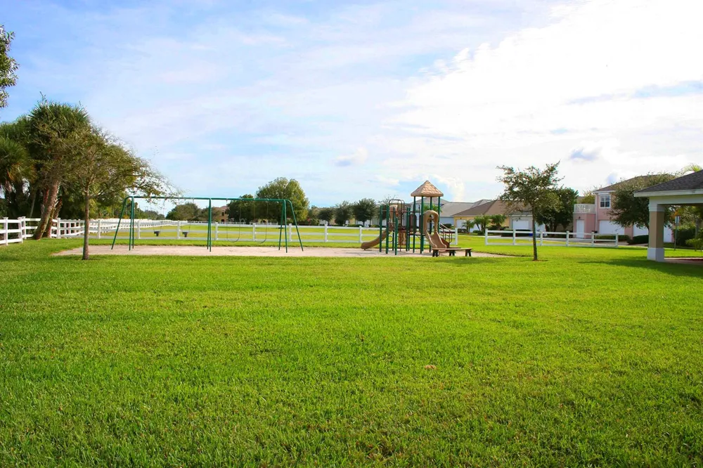 1636 POINTE WEST WAY Vero Beach, FL 32966