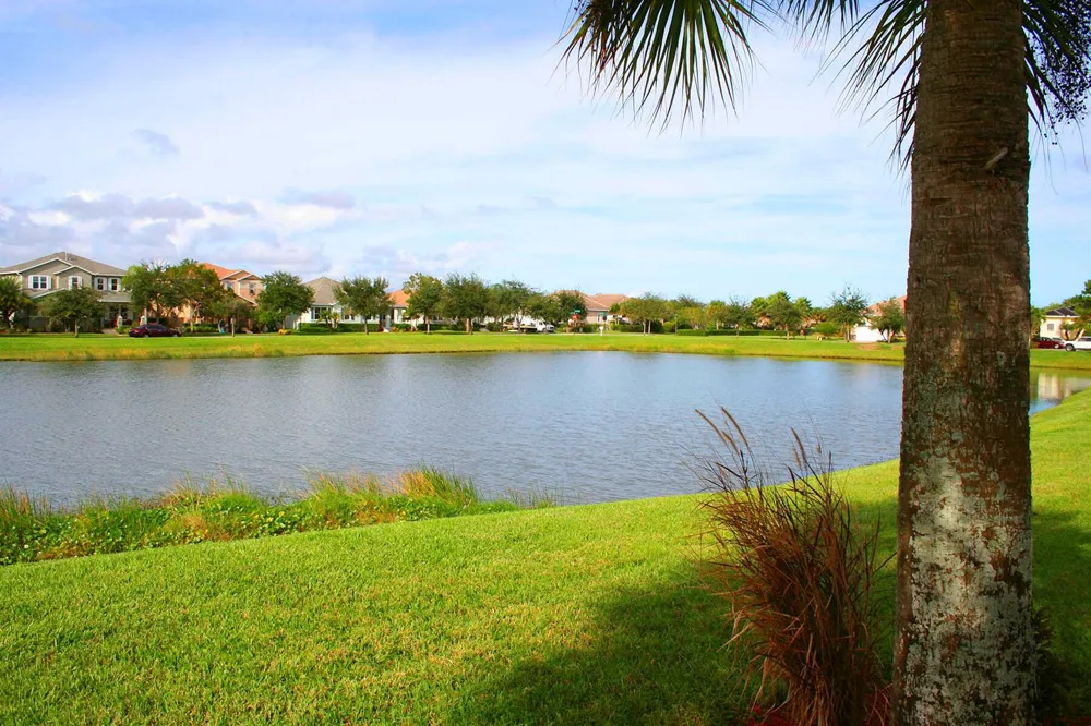 1636 POINTE WEST WAY Vero Beach, FL 32966
