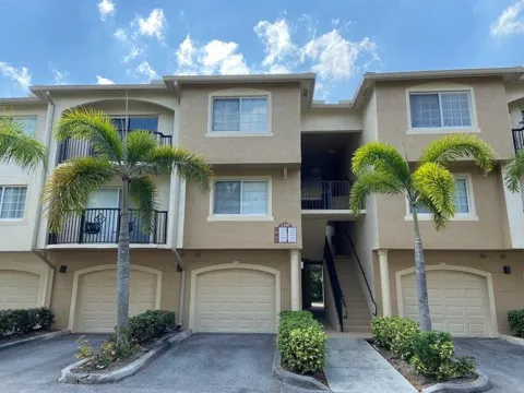 1100 S CRESTWOOD COURT S #1117
