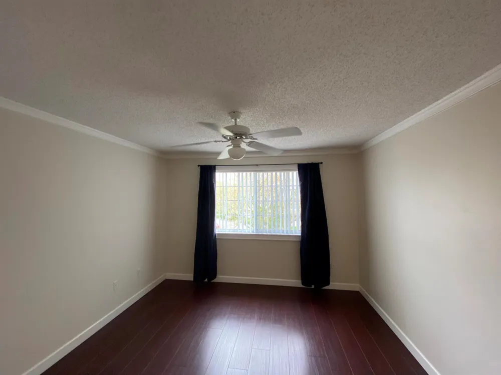1100 S CRESTWOOD COURT S #1117 Royal Palm Beach, FL 33411