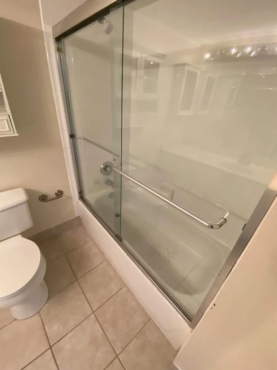 1100 S CRESTWOOD COURT S #1117 Royal Palm Beach, FL 33411